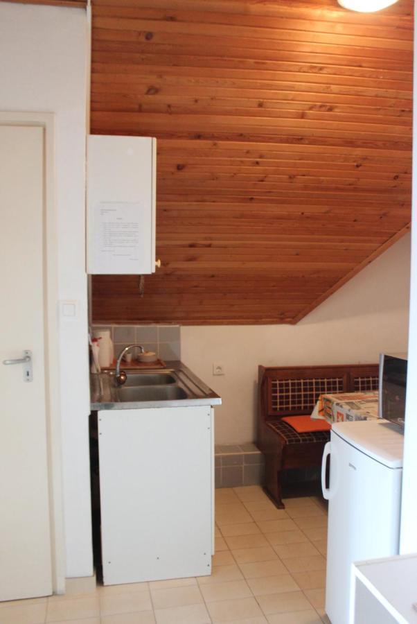 דירות בלטונללה Kriszta Apartmanhaz מראה חיצוני תמונה