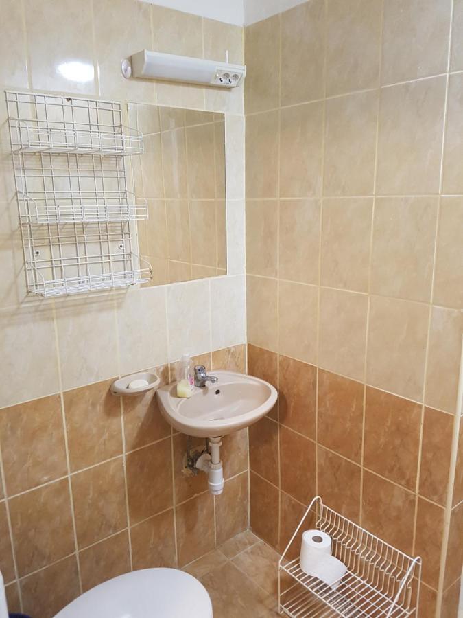 דירות בלטונללה Kriszta Apartmanhaz מראה חיצוני תמונה
